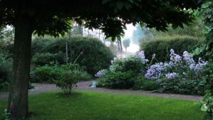 Entrance Court Vista towards Landscape